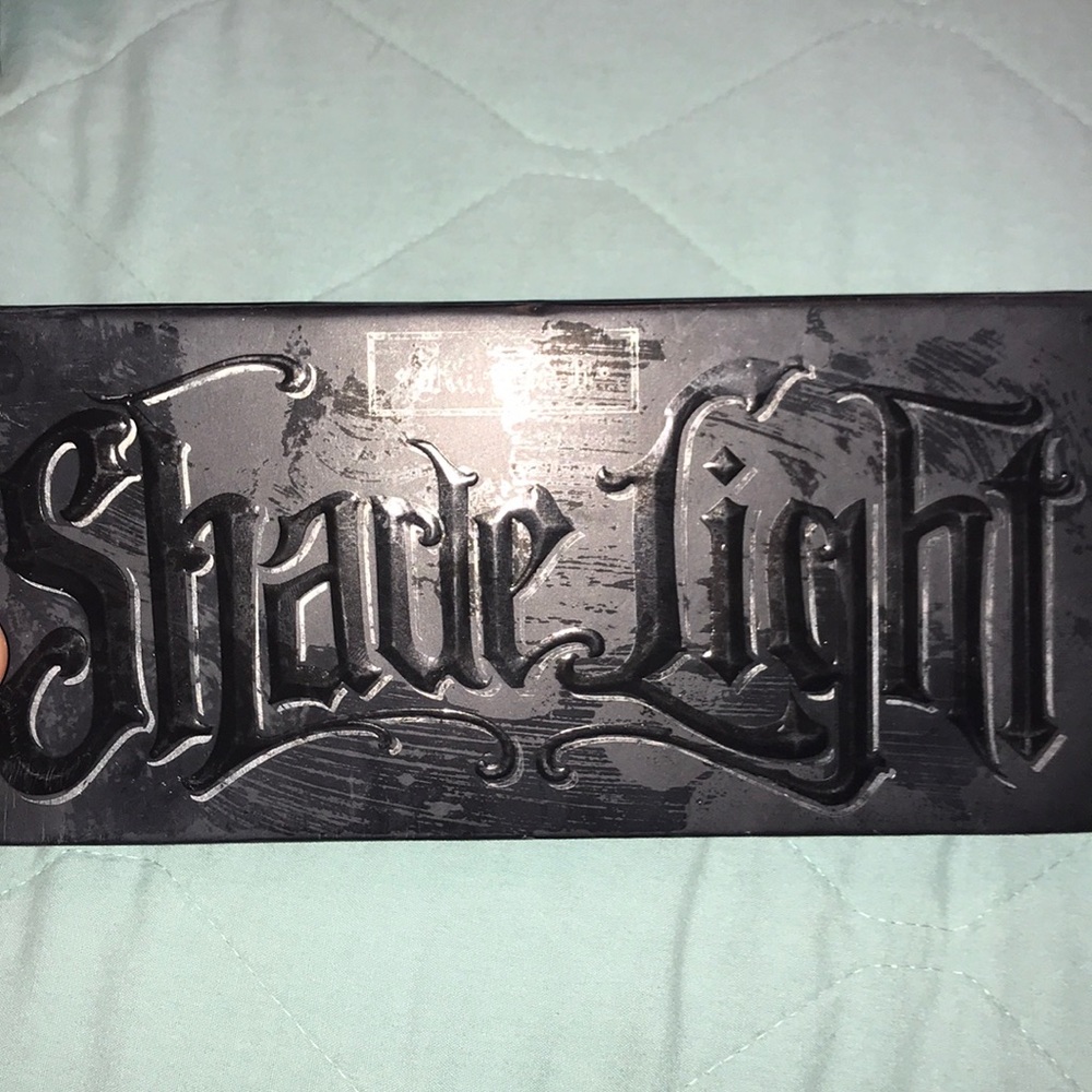 Kat Von D Shade Light Contour Palette